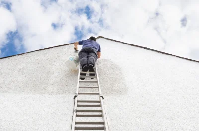 Peinture extérieure aux Éparres — façades et ravalement
